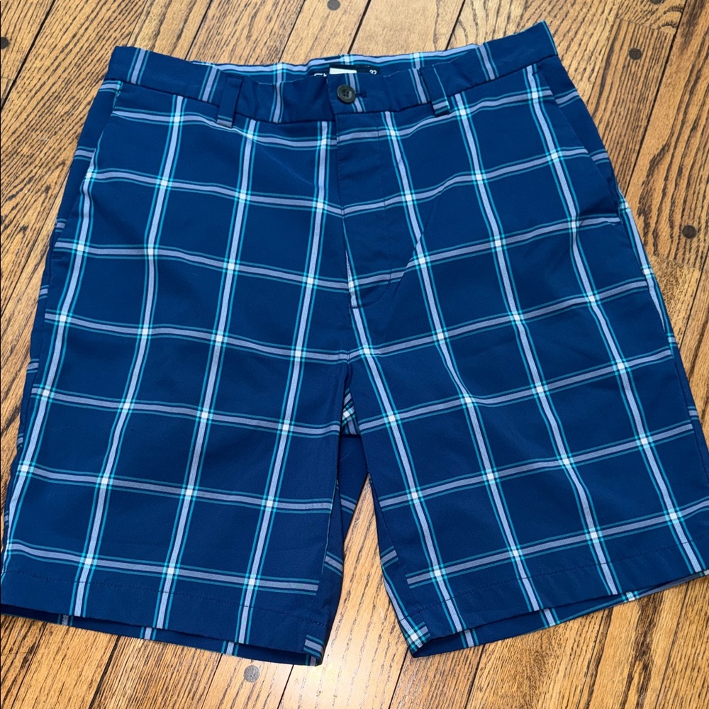 Chaps Golf sz 32 9 inch men's shorts - blue plaid